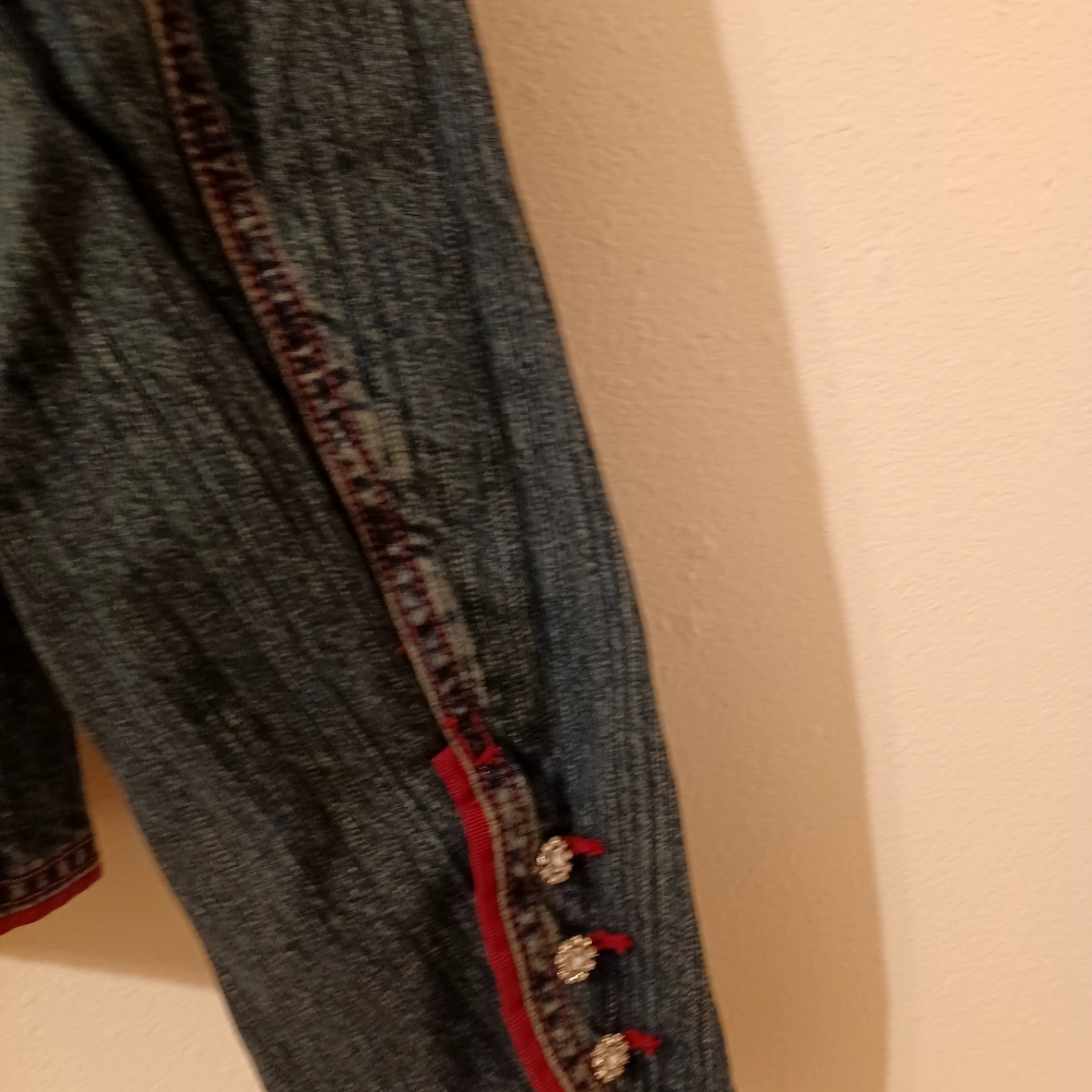 Denim jacket - Picture 3 of 6